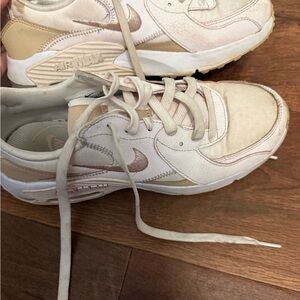 Nike Women's Cream and Tan Athletic Shoes